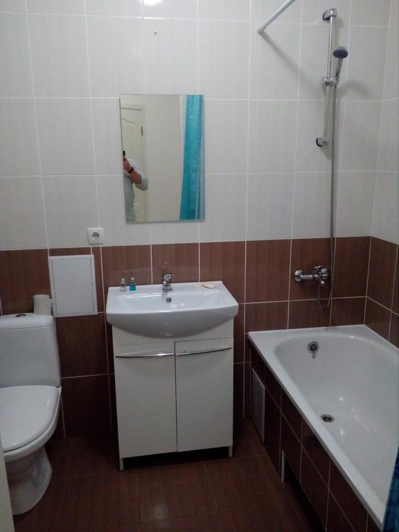 Apartment On Akademika Sakharova Iwano-Frankiwsk Zewnętrze zdjęcie